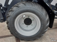 Chargeuse sur pneus Kubota RT210-2 mini shovel