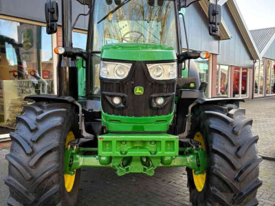 Tracteur John Deere 6120M