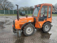 Tracteur pour vignes et vergers Holder a 5.58