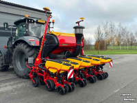 Semoir monograine Väderstad Tempo V 6 Precisie-Zaaimachine