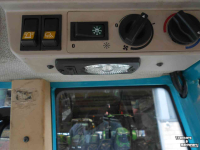 Tracteur pour vignes et vergers Fendt 208 f