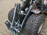 Chargeuse sur pneus Giant G2200E X-tra Kniklader Nieuw