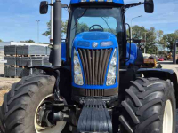 Tracteur New Holland T8020 FP 40 Kmh. Lucht, geveerde vooras
