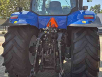 Tracteur New Holland T8020 FP 40 Kmh. Lucht, geveerde vooras