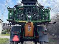 Pulvérisateur trainé Amazone UX 4200