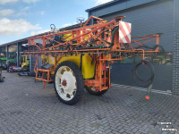 Pulvérisateur Douven Getrokken Veldspuit 27 meter met AirJet
