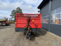 Distributeur de fourrage en bloc Schuitemaker Amigo 40 kuilvoerblokkendoseerwagen
