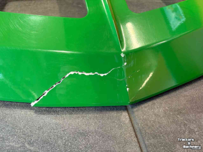 Autres tracteurs et accessoires John Deere 6090M-6100M-6110M-6120M