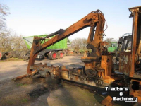 Véhicule automotrice arracheuse forestière  W130M