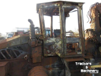 Véhicule automotrice arracheuse forestière  W130M