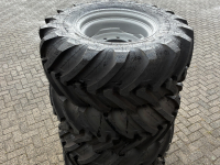 Roues, Pneus, Jantes, Barillets Jumelage  Michelin 400/70R20 XMCL op 8 gats velg NIEUW