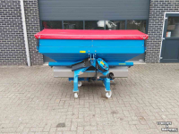Distributeur d‘engrais Lemken Spica 8 Kunstmeststrooier
