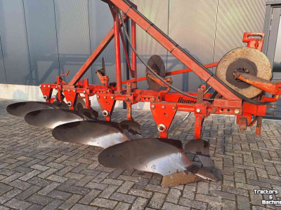Charrues Huard 4 schaar