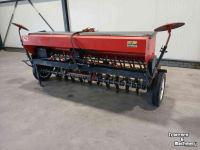 Semoir Roger XC Zaaimachine
