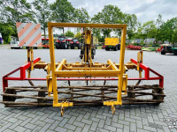 Cultivateur Rumptstad Cultivator met kooirol en hydraulische hefinrichting