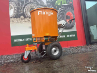 Épandeur de sciure pour des logettes Flingk SE250