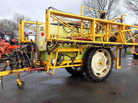 Pulvérisateur trainé Dubex Vector 33 m. 3200 l. veldspuiten