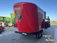 Mélangeuse Verticale Peecon Biga VME-240 Voermengwagen