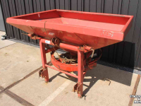 Distributeur d‘engrais Lely L1250/L1500 kunstmeststrooier met enkele strooischijf