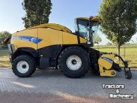 Ensileuse automotrice New Holland FR9080