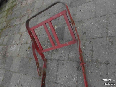 Pièces d‘occasion pour tracteurs  frontrekje