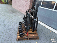 Bineuse  Elco frontschoffel met hefmast