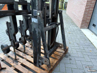 Bineuse  Elco frontschoffel met hefmast