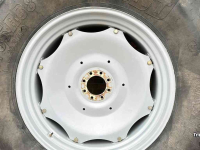 Roues, Pneus, Jantes, Barillets Jumelage BKT 520/85R38 90%