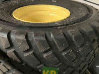Roues, Pneus, Jantes, Barillets Jumelage Nokian 560/60r22.5 + 650/65R30.5 Country King 176D TL l