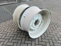 Roues, Pneus, Jantes, Barillets Jumelage New Holland W15x34 velgen set gebruikt