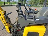 Mini pelleteuse New Holland E15X