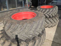 Roues, Pneus, Jantes, Barillets Jumelage Trelleborg 750/70R44 en 650/60R38