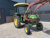 Tracteur John Deere 1130 met voorlader en 1040 - beide 2wd en kenteken fendt ford international