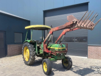 Tracteur John Deere 1130 met voorlader en 1040 - beide 2wd en kenteken fendt ford international