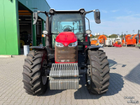Tracteur Massey Ferguson 5711M