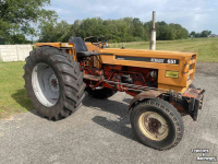 Tracteur Renault 651 cabrio