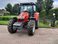Tracteur Massey Ferguson 5610