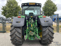 Tracteur John Deere 6215R