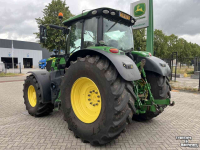 Tracteur John Deere 6215R