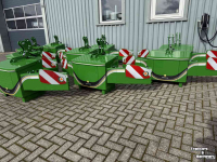 Poids frontaux Agribumper 600 kg frontgewicht met opbergvak