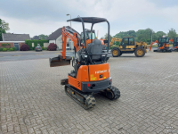 Pelleteuse Hitachi 19U