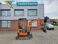 Pelles sur pneus Hitachi 19U