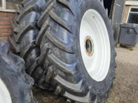 Roues, Pneus, Jantes, Barillets Jumelage  Ploegset! 520/85R46 en 420/85R34. Passend op oa Steyr
