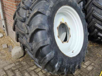 Roues, Pneus, Jantes, Barillets Jumelage  Ploegset! 520/85R46 en 420/85R34. Passend op oa Steyr