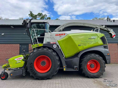 Ensileuse automotrice Claas Jaguar 950 (502)