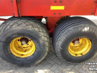 Autochargeuse Taarup 1030