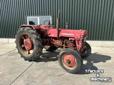 Tracteur McCormick mc cormick d-436