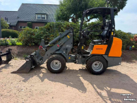 Chargeuse sur pneus Giant 263S
