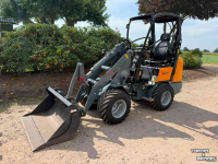 Chargeuse sur pneus Giant 263S