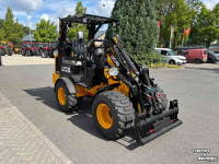 Chargeuse sur pneus JCB 403 Smart power